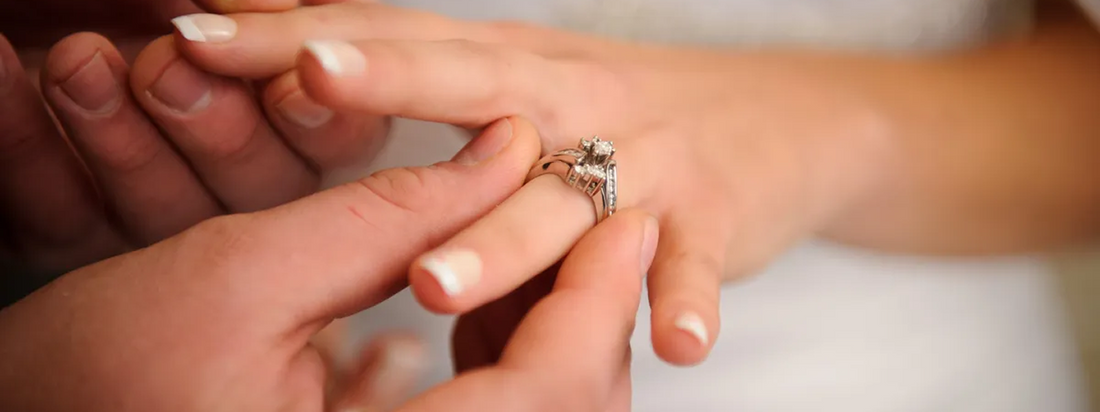 Engagement Rings vs. Wedding Rings: Know the Difference