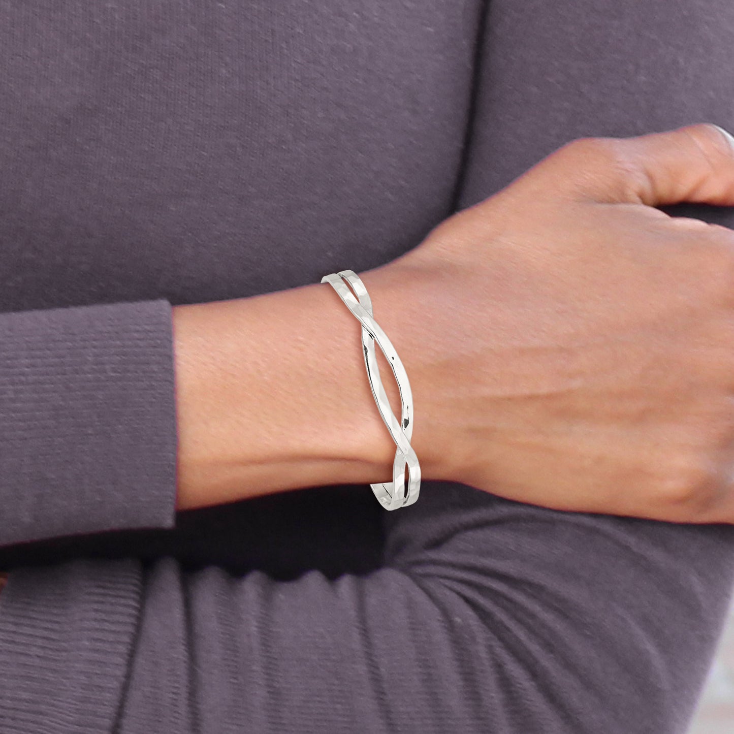 QB1369