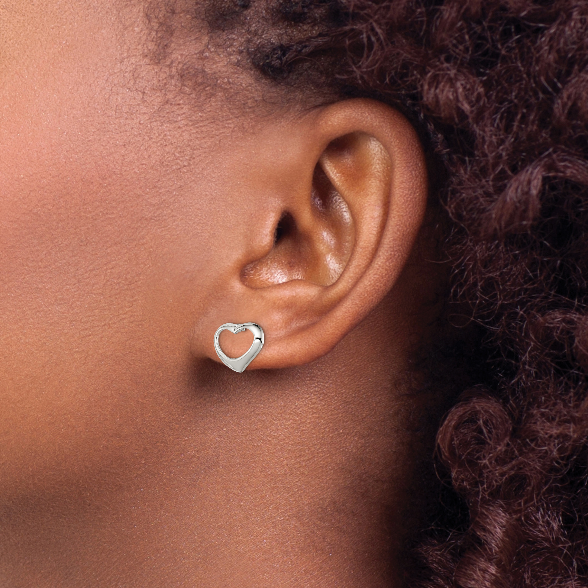 QE8697