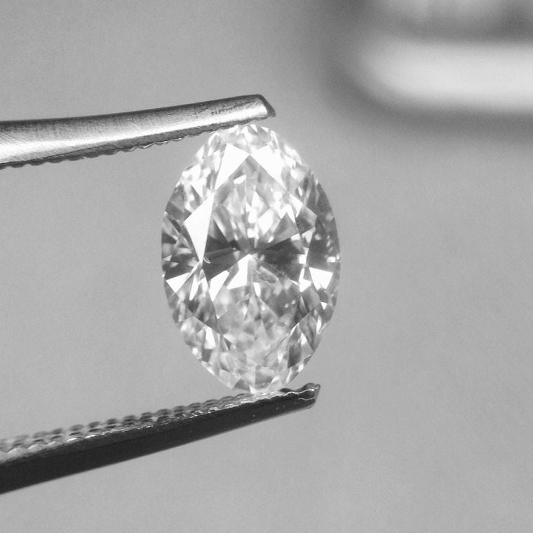Oval, 1.01 Ct, D, SI1