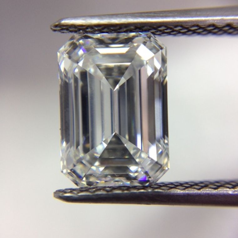 EM6961