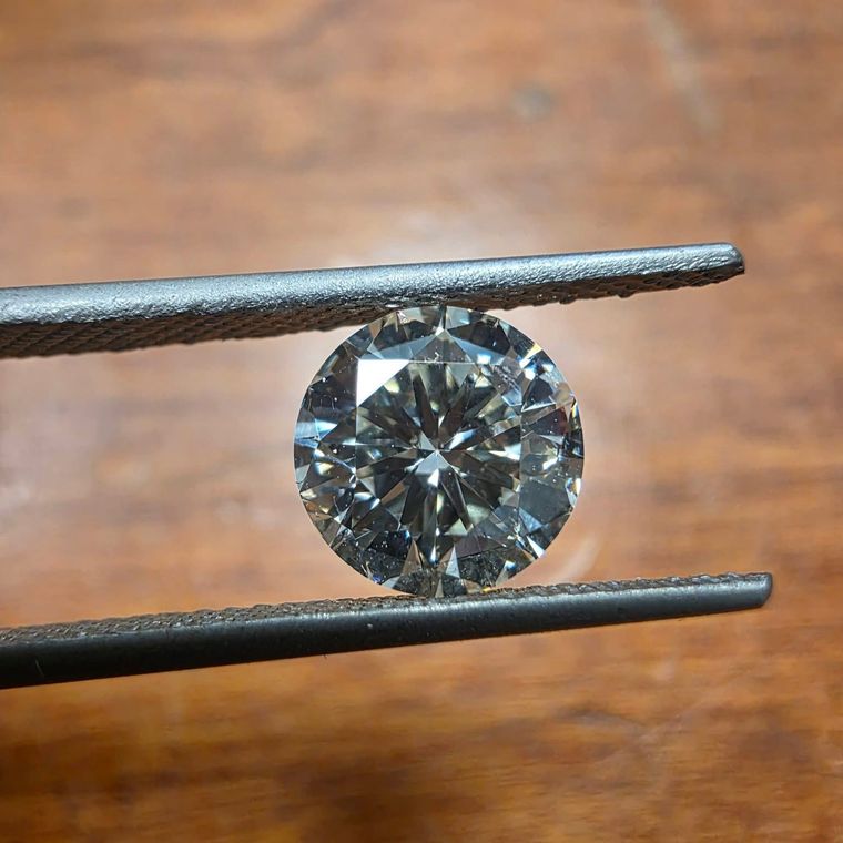 Round, 1.69 Ct, M, VS1, Very Good Cut Diamond